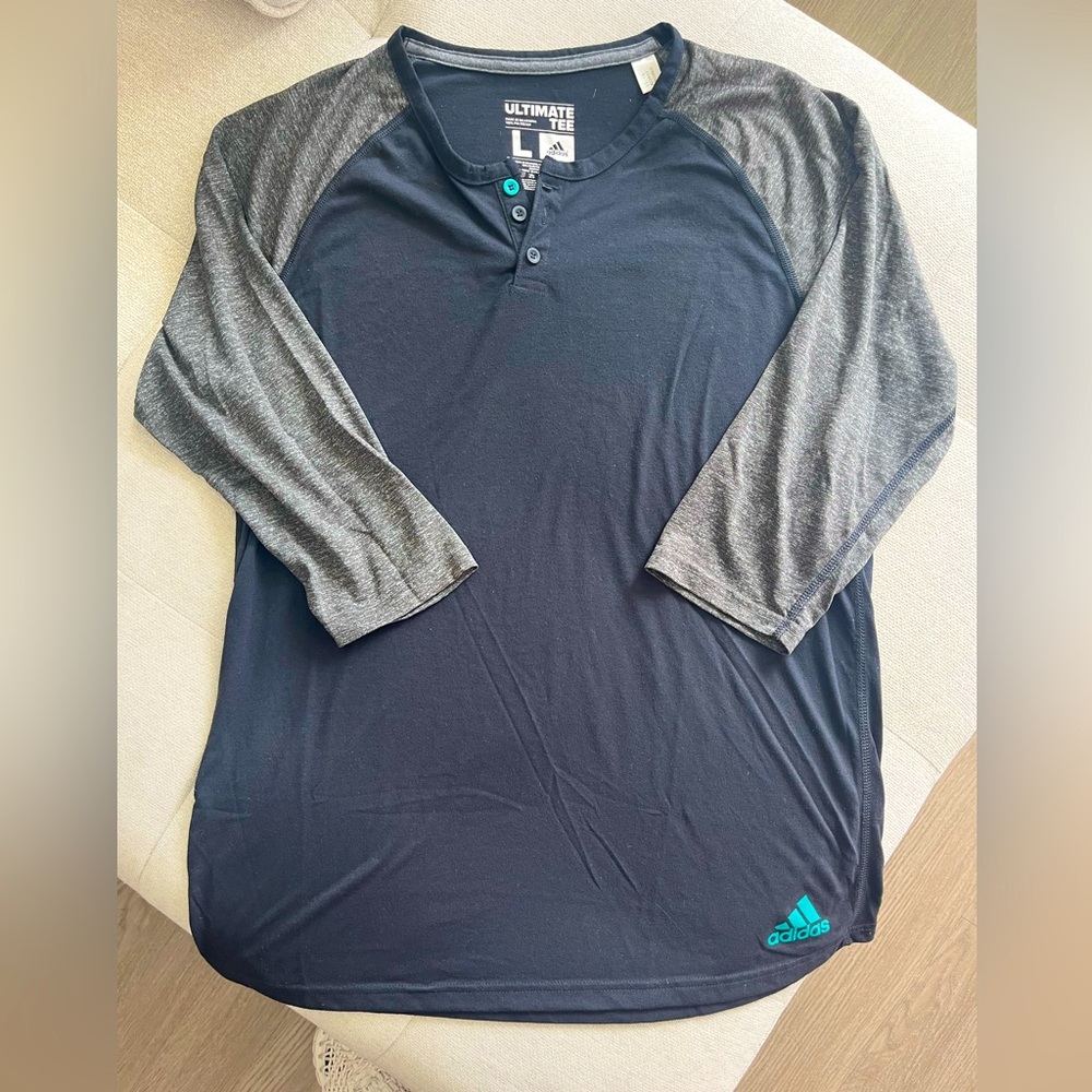 Adidas quarter sleeve lightweight 3 button shirt men’s size L blk/grey nice 👍🏼